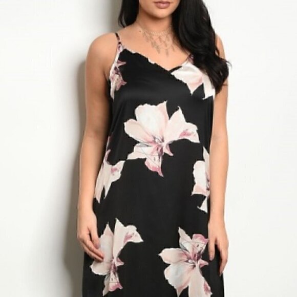 DRESS PLUS SIZE FLORAL SLIP DRESS - Picture 2 of 3